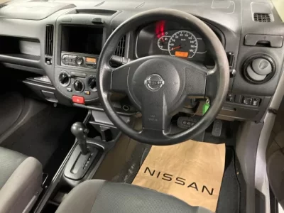 Nissan AD