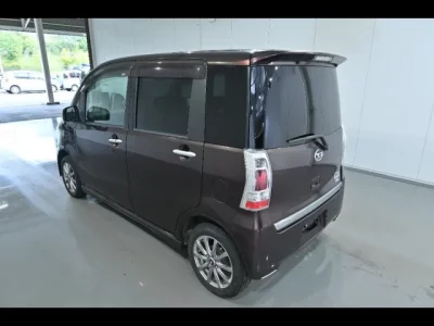 Daihatsu TANTO EXE