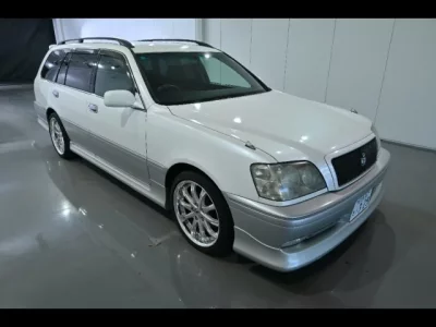 Toyota CROWN ESTATE