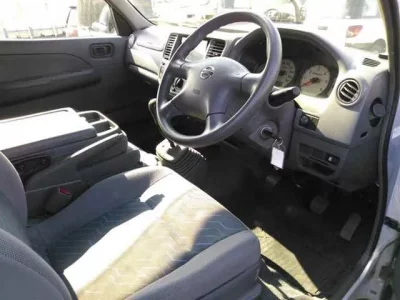 Nissan CARAVAN VAN