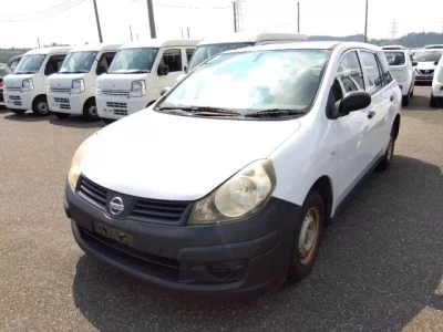 Nissan AD