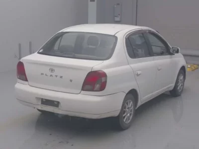 Toyota PLATZ