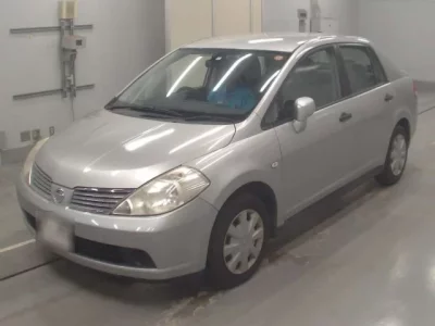 Nissan TIIDA LATIO