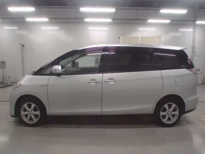 Toyota ESTIMA HYBRID