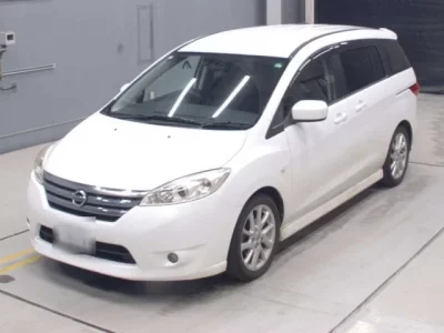 Nissan LAFESTA