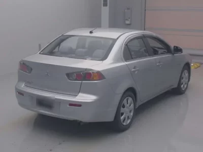 Mitsubishi GALANT FORTIS