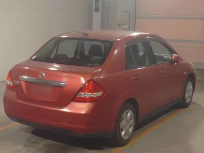 Nissan TIIDA LATIO