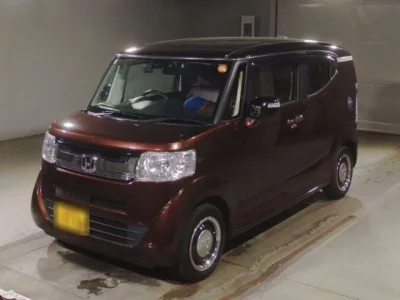 Honda N BOX SLASH