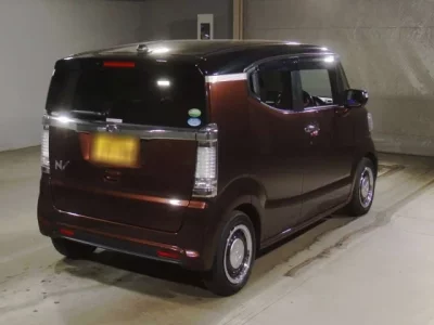 Honda N BOX SLASH