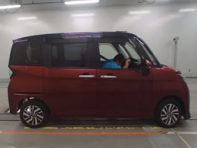Toyota TANK