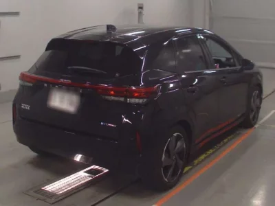 Nissan AURA