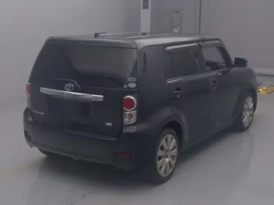 Toyota COROLLA RUMION