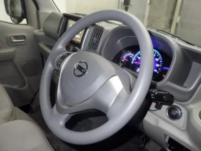 Nissan CLIPPER RIO