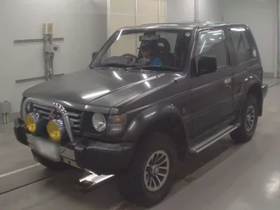 Mitsubishi PAJERO
