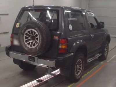 Mitsubishi PAJERO