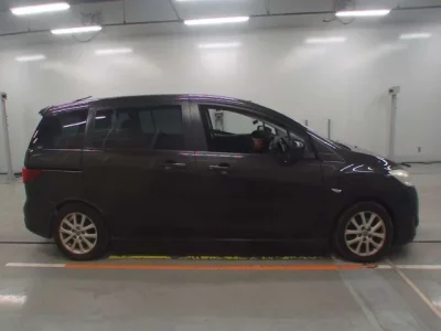 Nissan LAFESTA
