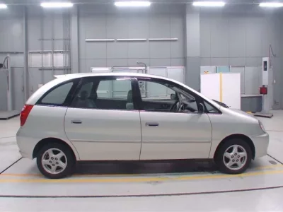 Toyota NADIA