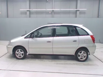 Toyota NADIA