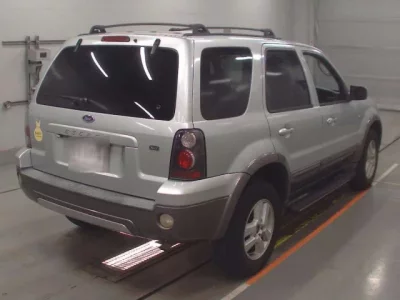 Ford ESCAPE