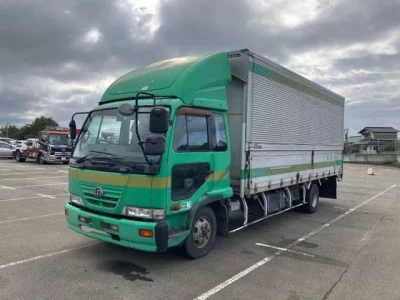 Nissan CONDOR