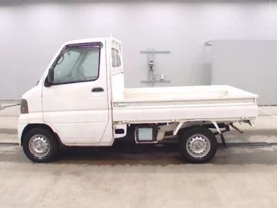 Nissan CLIPPER TRUCK