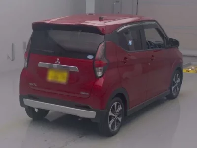 Mitsubishi EK X