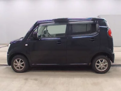 Suzuki MRWAGON