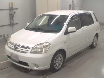 Toyota RAUM