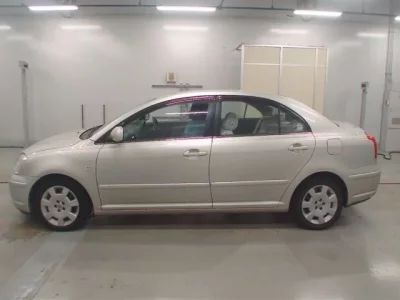 Toyota AVENSIS SEDAN