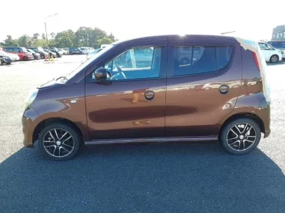 Suzuki MRWAGON