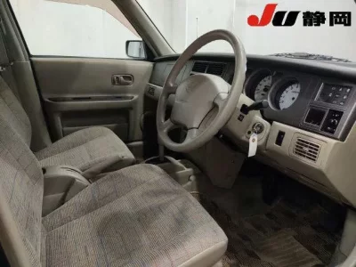 Nissan RASHEEN
