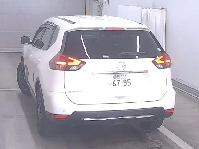 Nissan X-TRAIL