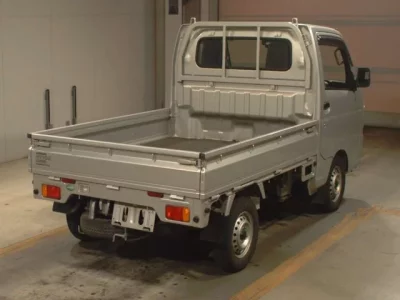 Nissan CLIPPER TRUCK