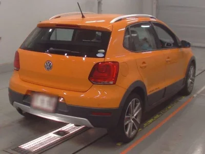 Volkswagen CROSS POLO