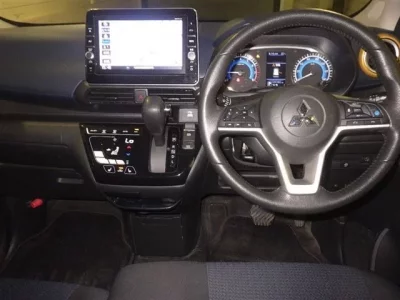 Mitsubishi EK X