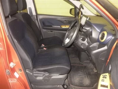 Mitsubishi EK X