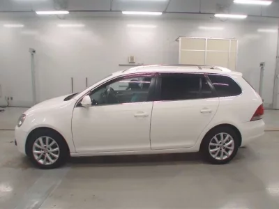Volkswagen GOLF VARIANT