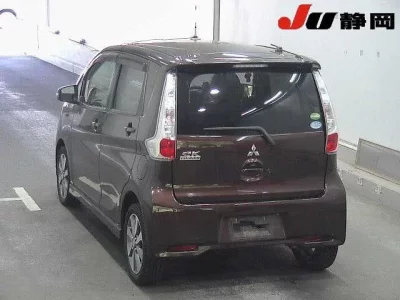 Mitsubishi EK CUSTOM