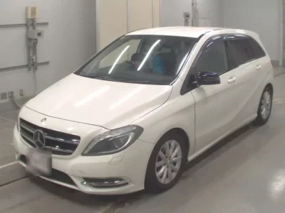 Mercedes-Benz B CLASS