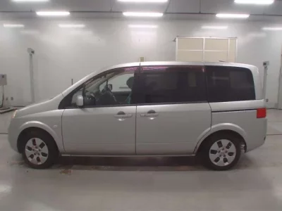Nissan LAFESTA