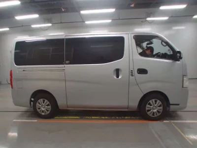 Nissan CARAVAN VAN