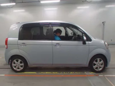 Toyota PORTE