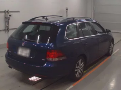 Volkswagen GOLF VARIANT