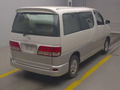 Toyota HIACE REGIUS