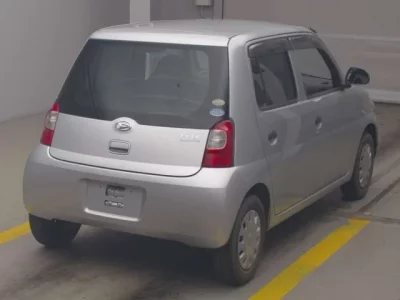 Daihatsu Esse