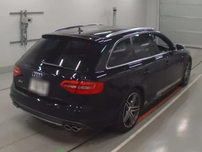 Audi S4