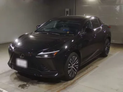 Lexus RZ