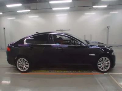 Jaguar XF SERIES