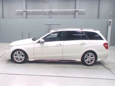 Mercedes-Benz E CLASS WAGON
