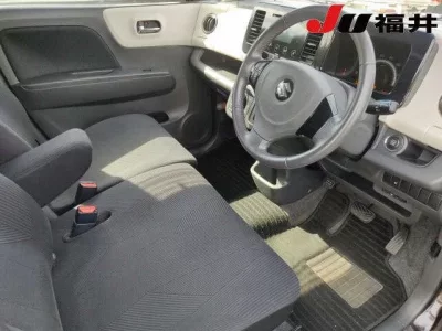 Suzuki MRWAGON